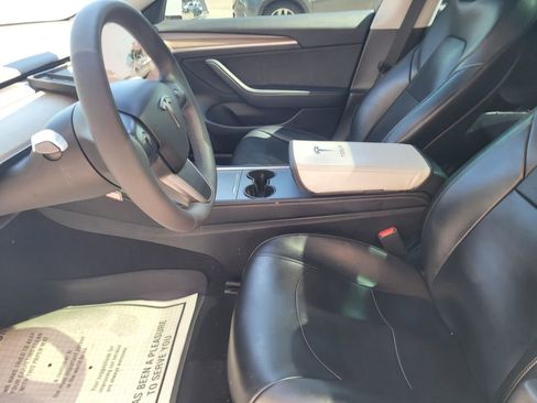 Used 2023 Tesla Model 3 Standard Range image 7