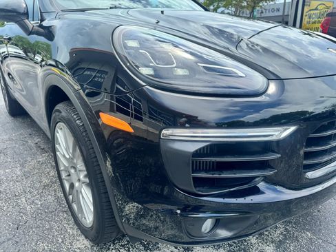 Used 2016 Porsche Cayenne S w/ Premium Plus Package AWD/4WD image 11