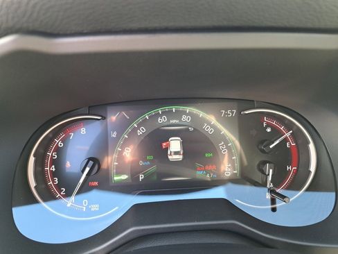 New 2025 Toyota RAV4 XLE Premium image 11