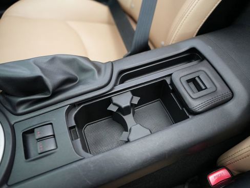 Used 2011 MAZDA MX-5 Miata Grand Touring w/ Premium Pkg image 29