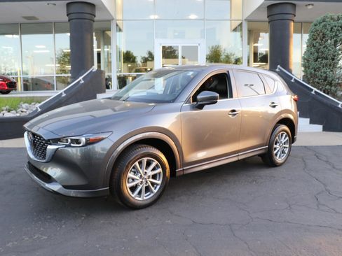 Certified 2025 MAZDA CX-5 AWD 2.5 S w/ Preferred Package image 1