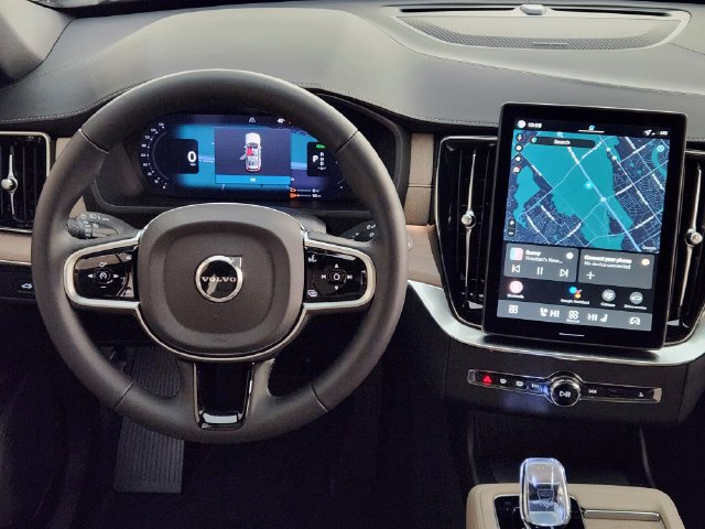 New 2026 Volvo XC90 T8 Plus w/ Protection Package Premier AWD/4WD image 27
