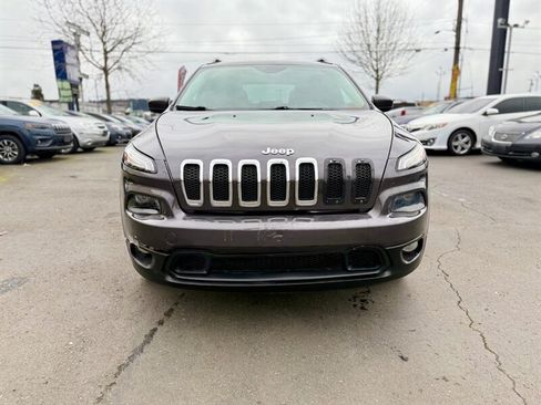 Used 2014 Jeep Cherokee Latitude w/ Cold Weather Group AWD/4WD image 3