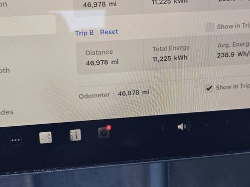 Used 2024 Tesla Model 3 Long Range image 13