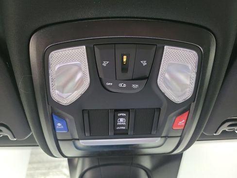 Used 2025 RAM 2500 Tradesman w/ Safety Group AWD/4WD image 48