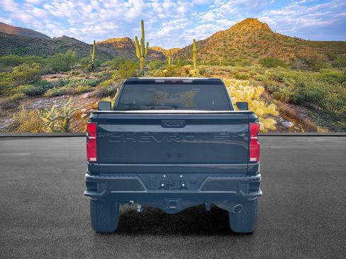 Used 2025 Chevrolet Silverado 2500 LT w/ Trail Boss Package AWD/4WD image 5