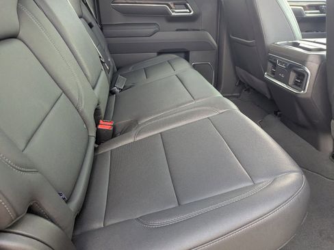 Used 2025 GMC Sierra 1500 SLT w/ SLT Premium Plus Package image 14