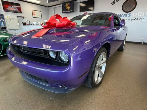 Used 2018 Dodge Challenger SXT w/ Super Sport Group (SS/T) image 13