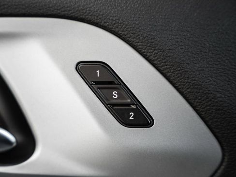 New 2026 Chrysler Pacifica Limited image 34