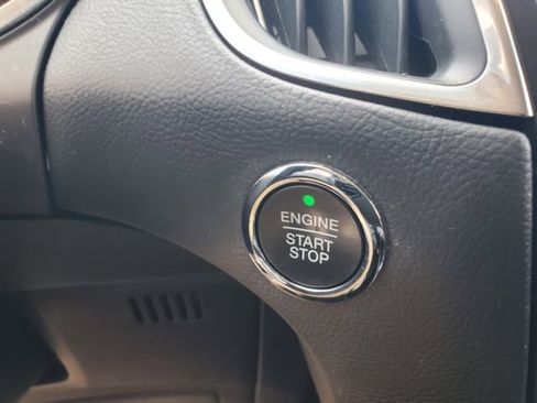 Certified 2019 Ford Edge Titanium image 20