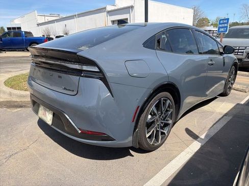 Used 2024 Toyota Prius Prime Premium image 7