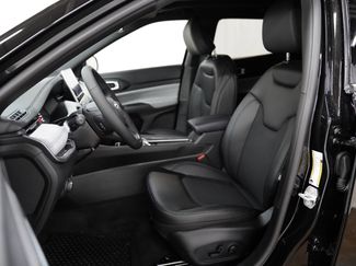 New 2025 Jeep Compass Latitude w/ Sun & Sound Group video 4