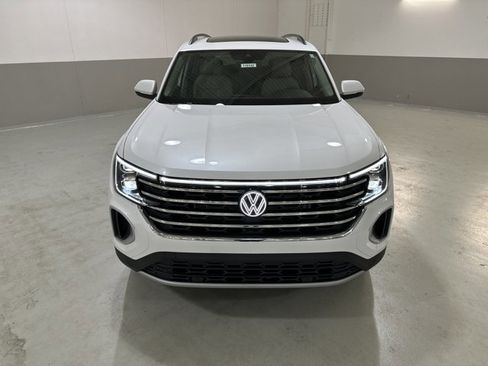 New 2026 Volkswagen Atlas SE image 3