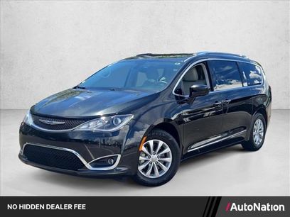 Used 2018 Chrysler Pacifica Touring-L