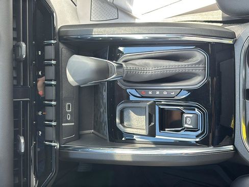 New 2026 GMC Canyon Elevation w/ Convenience Package RWD image 35