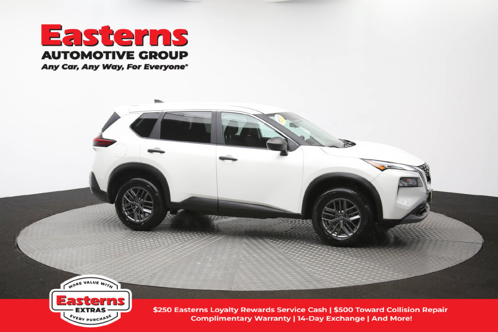 Used 2023 Nissan Rogue S AWD/4WD image 49
