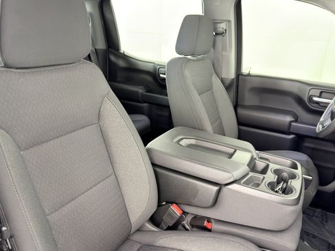 Used 2022 Chevrolet Silverado 1500 Custom AWD/4WD image 8