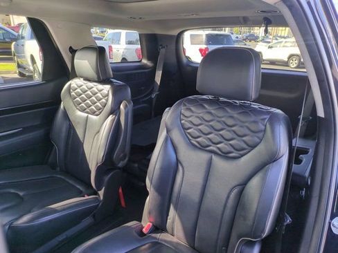 Used 2021 Hyundai Palisade Limited w/ Winter Package image 29