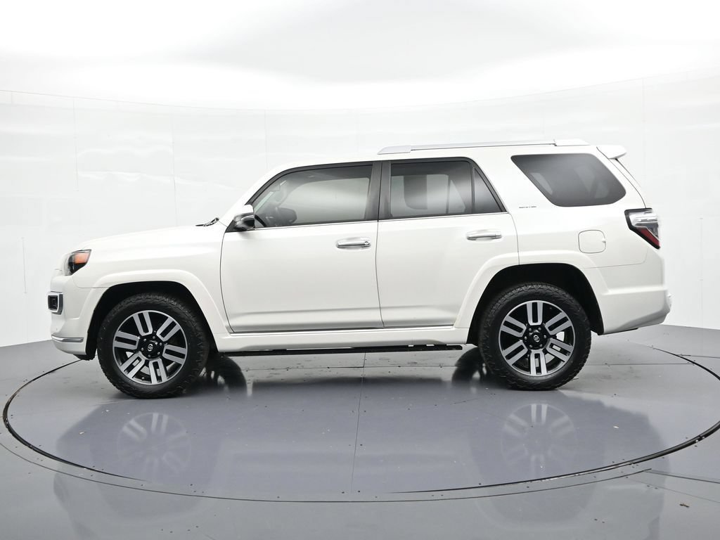 Used 2015 Toyota 4Runner Limited AWD/4WD image 9