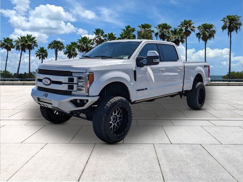 Used 2019 Ford F350 Limited w/ FX4 Off-Road Package image 3