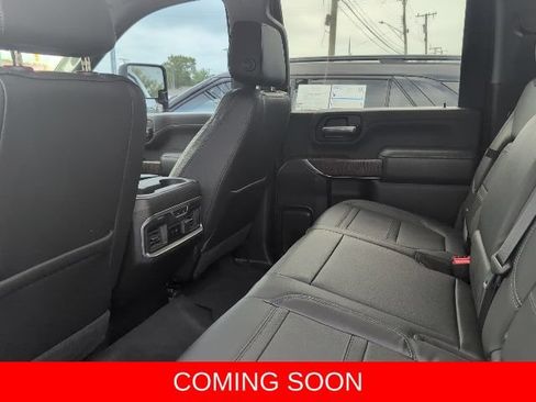 Used 2022 GMC Sierra 2500 Denali w/ Denali Ultimate Package AWD/4WD image 5