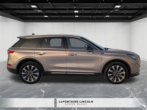 Used 2020 Lincoln Corsair Reserve w/ Elements Package image 6