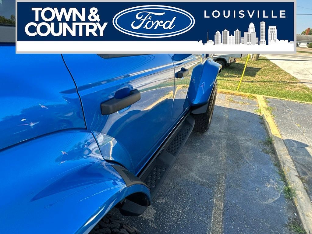 Used 2024 Ford Bronco Raptor AWD/4WD image 17