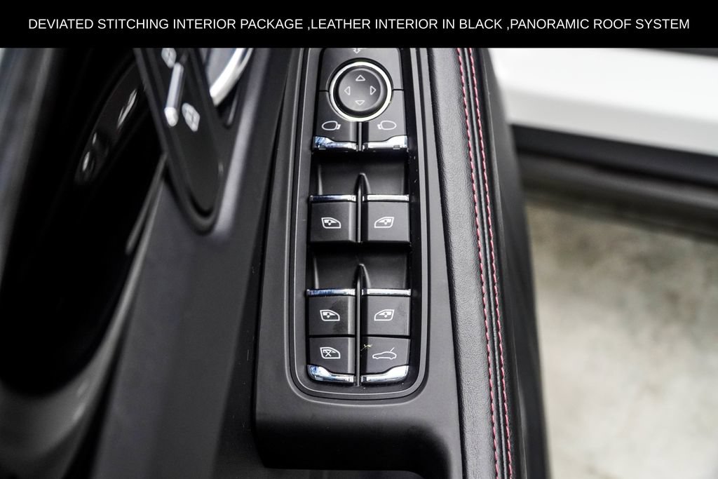 Used 2023 Porsche Macan S AWD/4WD image 42