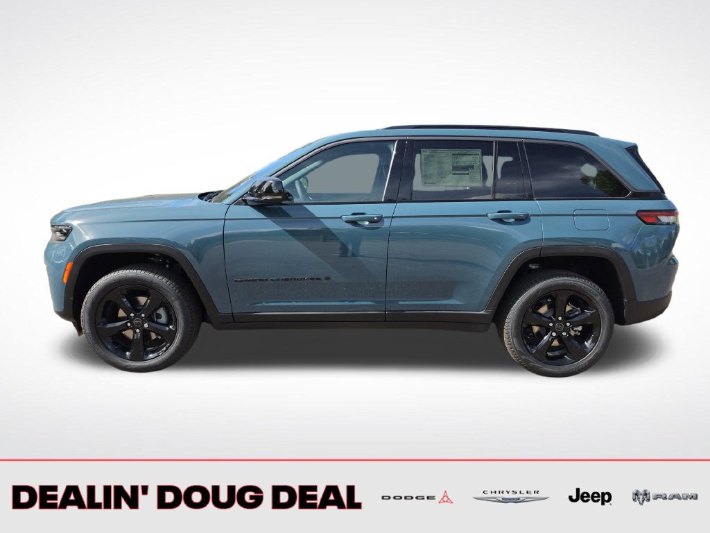 New 2027 Jeep Grand Cherokee Limited AWD/4WD image 2