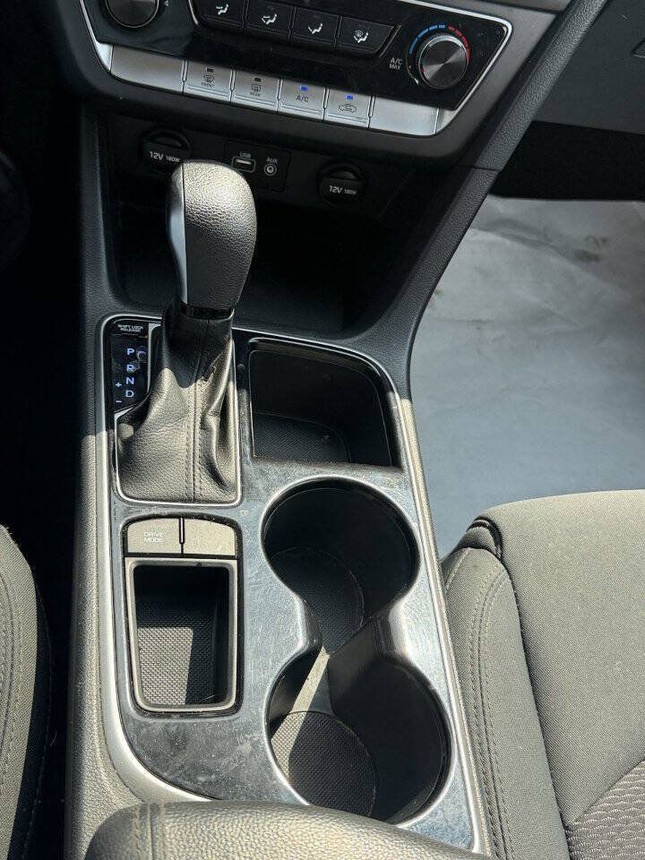 Used 2019 Hyundai Sonata SE FWD image 15