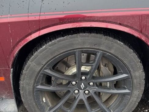 Used 2018 Dodge Challenger T/A image 9