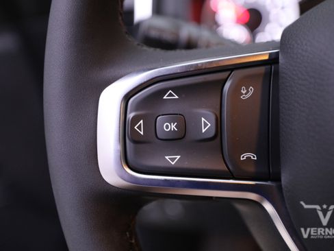 New 2026 RAM 1500 SLT Lonestar Crew Cab 4x4 image 21