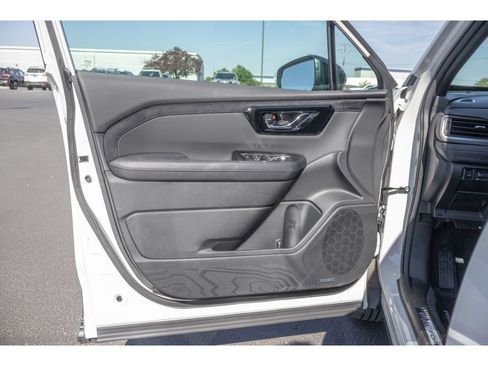 New 2026 Subaru Forester Limited AWD/4WD image 18