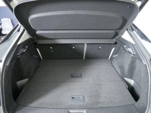 Used 2023 Nissan Ariya AWD image 17