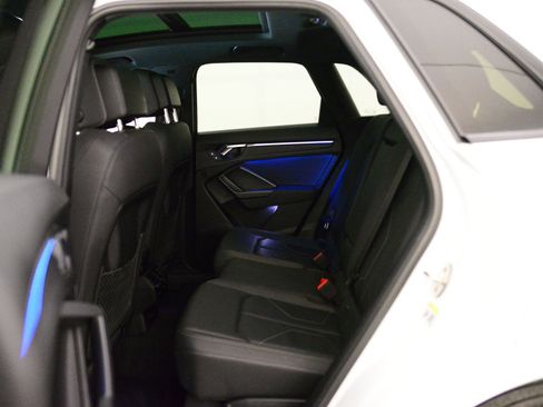 Used 2022 Audi Q3 2.0T Premium Plus w/ Premium Plus Package image 11