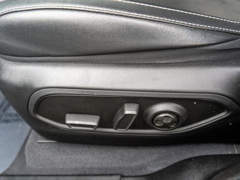 Used 2023 Jeep Grand Cherokee Altitude image 21