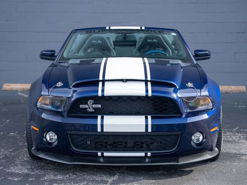 Used 2012 Ford Mustang Shelby GT500 w/ Electronics Pkg RWD image 4
