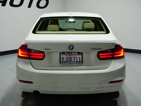 Used 2015 BMW 320i xDrive Sedan image 9