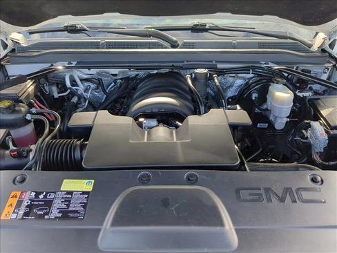 Used 2018 GMC Yukon XL Denali w/ Open Road Package image 23