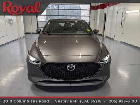 Used 2019 MAZDA MAZDA3 Hatchback w/ Premium Package image 6