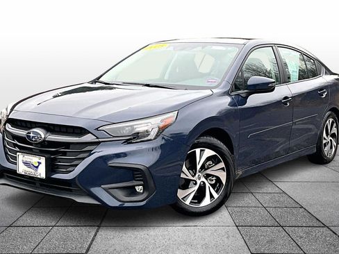 Used 2025 Subaru Legacy Premium image 12