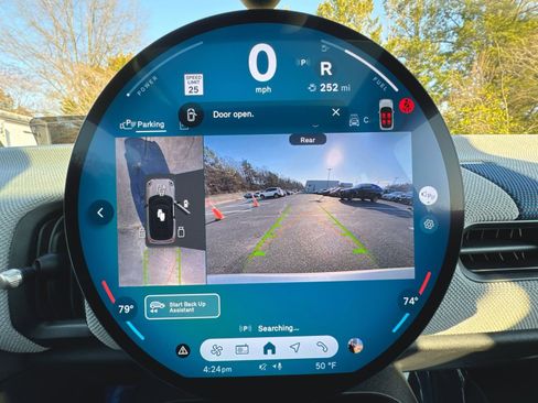 Used 2025 MINI Cooper 2-Door Hardtop image 14