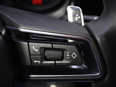 Used 2022 Porsche Macan AWD/4WD image 38