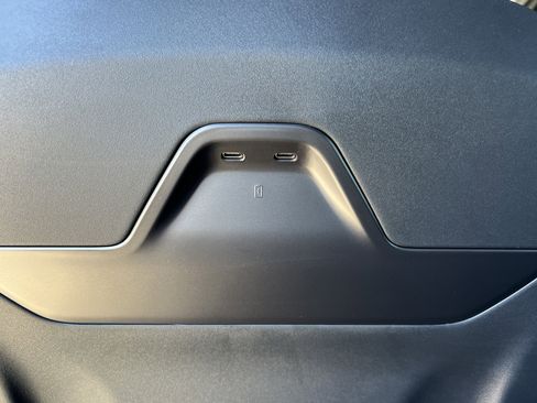 New 2025 Lincoln Nautilus Premier w/ Equipment Group 102A image 29