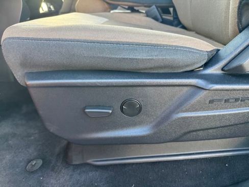 Used 2023 Ford F150 XLT AWD/4WD image 11