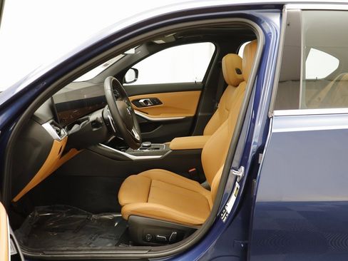 Certified 2024 BMW 330i xDrive Sedan w/ Premium Package image 5