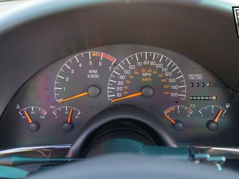 Used 1996 Pontiac Firebird Formula image 16