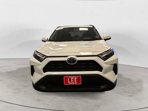 Used 2024 Toyota RAV4 XLE w/ Convenience Package FWD image 8