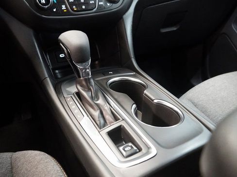 Used 2024 Chevrolet Equinox LT image 22