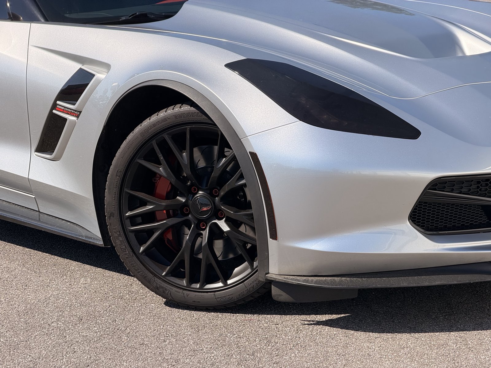 Used 2017 Chevrolet Corvette Grand Sport w/ Battery Protection Package RWD image 3